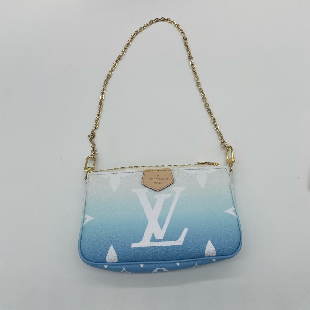 ❌❌sold❌❌Louis Vuitton By the Pool Small Pouch